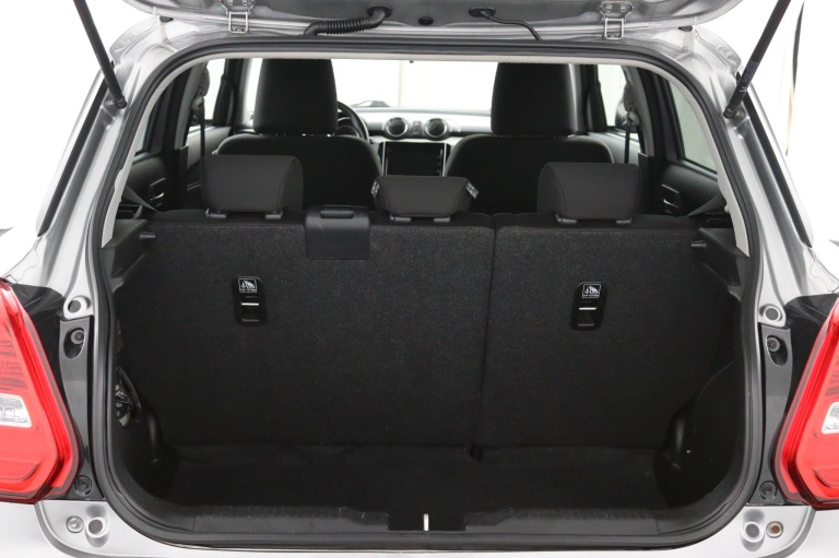 Suzuki Swift - 1.2 Select Smart Hybrid 27