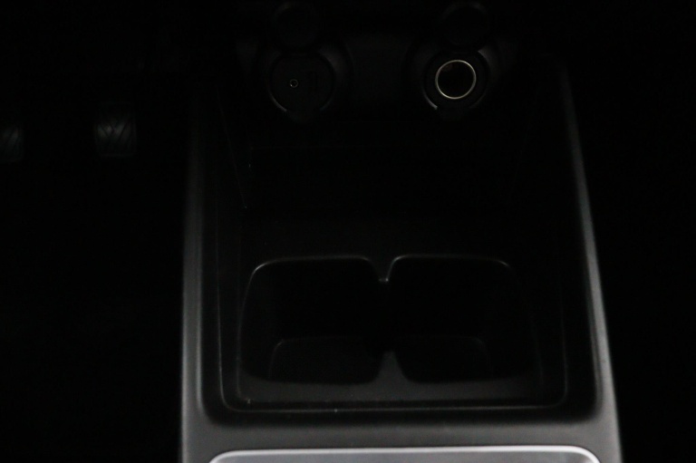 Suzuki Swift - 1.2 Select Smart Hybrid 39