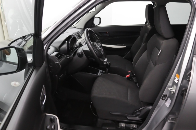 Suzuki Swift - 1.2 Select Smart Hybrid 9