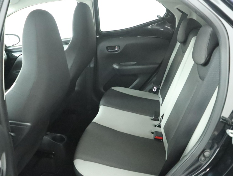 Toyota Aygo - 1.0 VVT-i x-sport 18