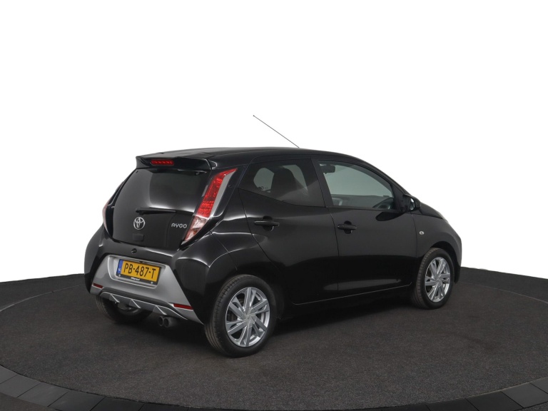 Toyota Aygo - 1.0 VVT-i x-sport 2