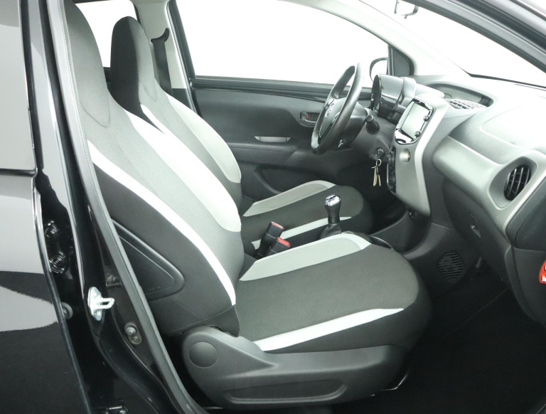 Toyota Aygo - 1.0 VVT-i x-sport 22