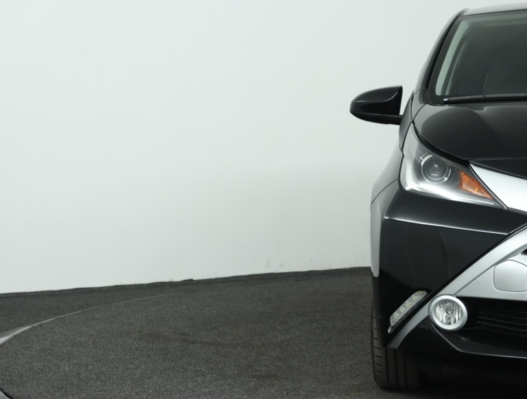 Toyota Aygo - 1.0 VVT-i x-sport 33