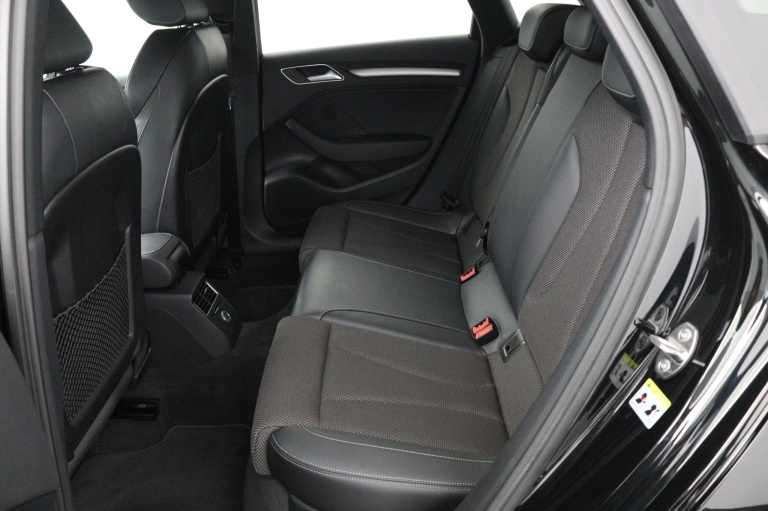 Audi A3 Sportback - 35 TFSI CoD Advance Sport 12