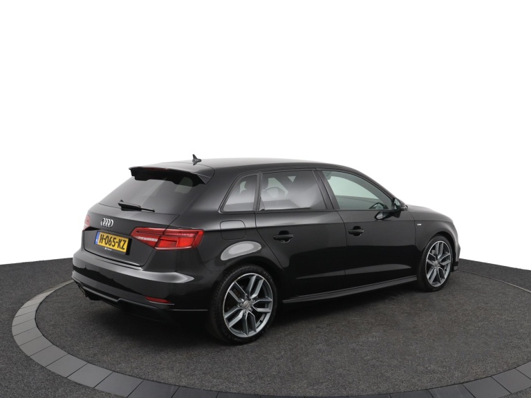 Audi A3 Sportback - 35 TFSI CoD Advance Sport 2