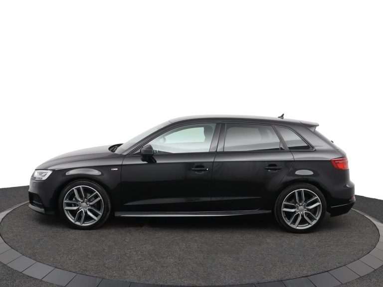 Audi A3 Sportback - 35 TFSI CoD Advance Sport 4