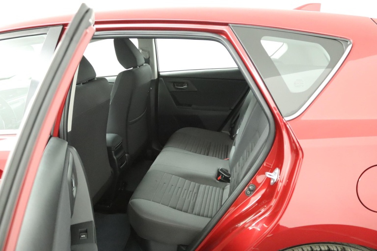 Toyota Auris - 1.8 Hybrid Aspiration Go 18