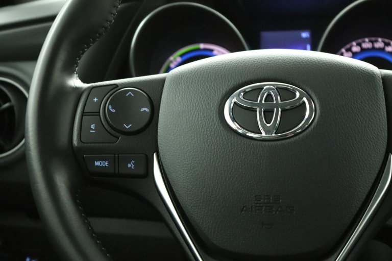 Toyota Auris - 1.8 Hybrid Aspiration Go 19