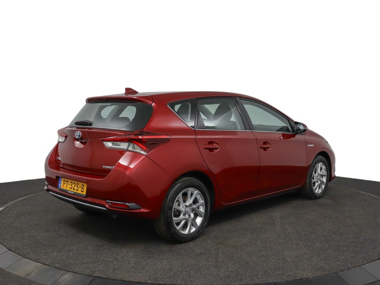 Toyota Auris - 1.8 Hybrid Aspiration Go 2
