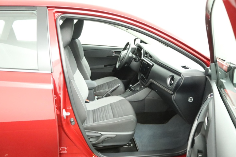 Toyota Auris - 1.8 Hybrid Aspiration Go 22