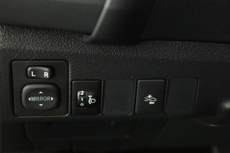 Toyota Auris - 1.8 Hybrid Aspiration Go 28