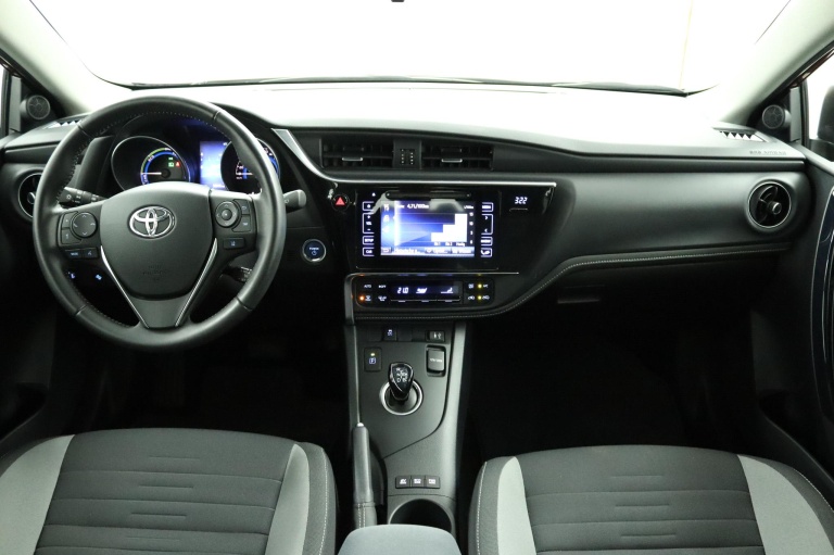 Toyota Auris - 1.8 Hybrid Aspiration Go 4