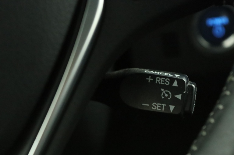 Toyota Auris - 1.8 Hybrid Aspiration Go 44
