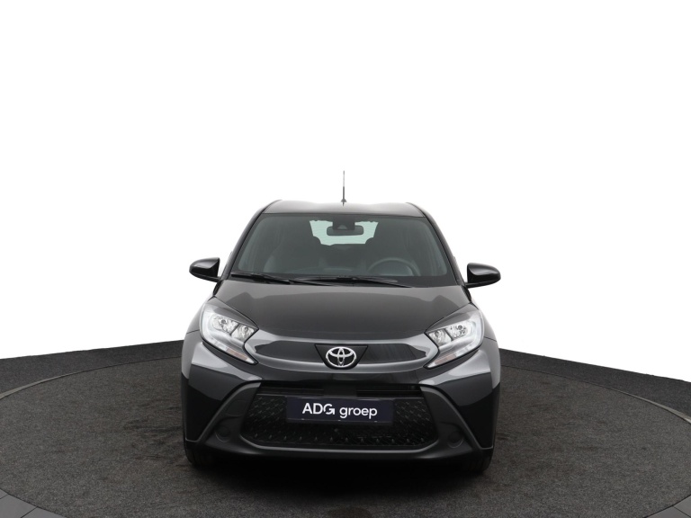 Toyota Aygo X - 1.0 VVT-i MT Play 10