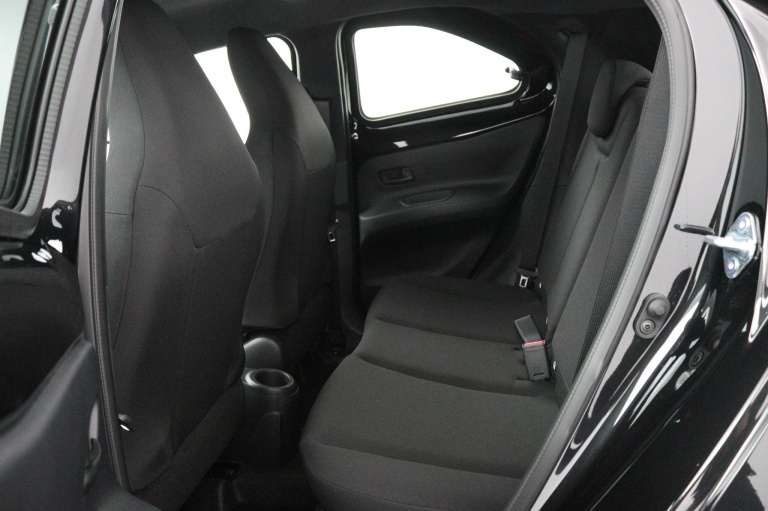 Toyota Aygo X - 1.0 VVT-i MT Play 14