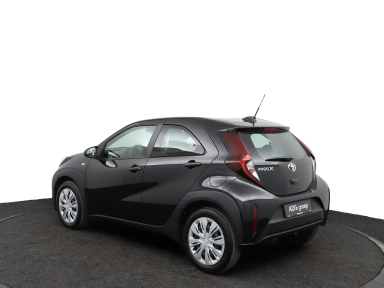 Toyota Aygo X - 1.0 VVT-i MT Play 33