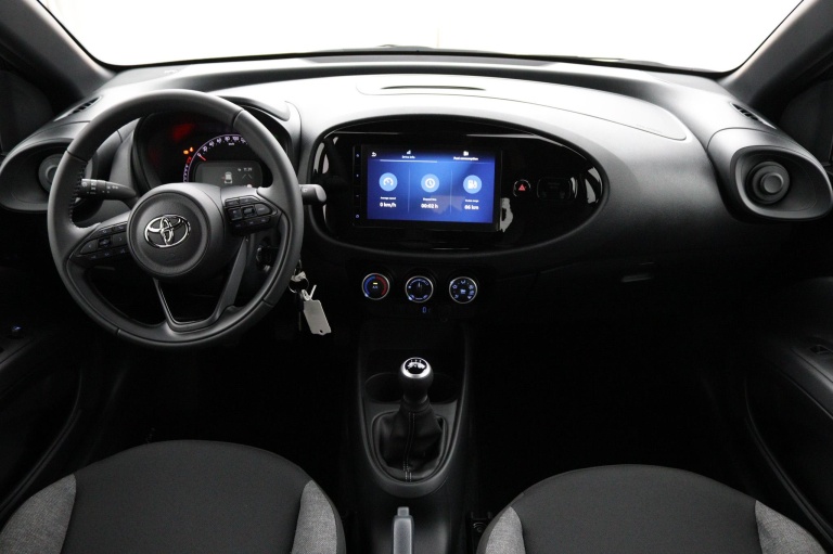 Toyota Aygo X - 1.0 VVT-i MT Play 4