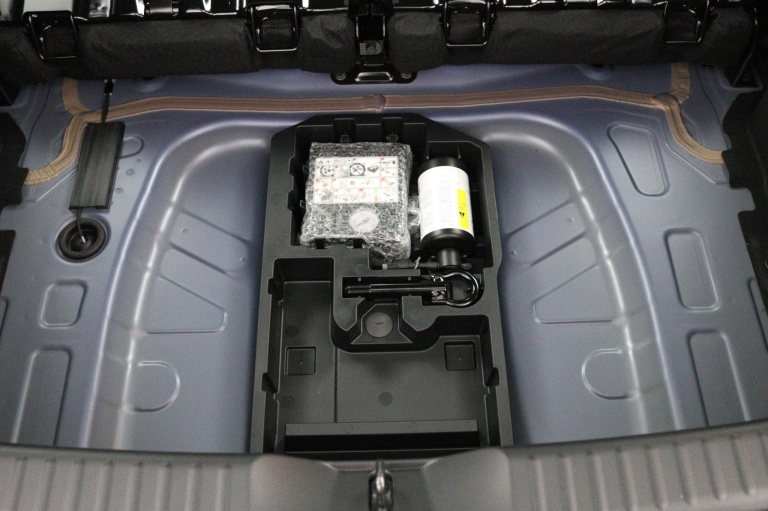 Toyota Aygo X - 1.0 VVT-i MT Play 32