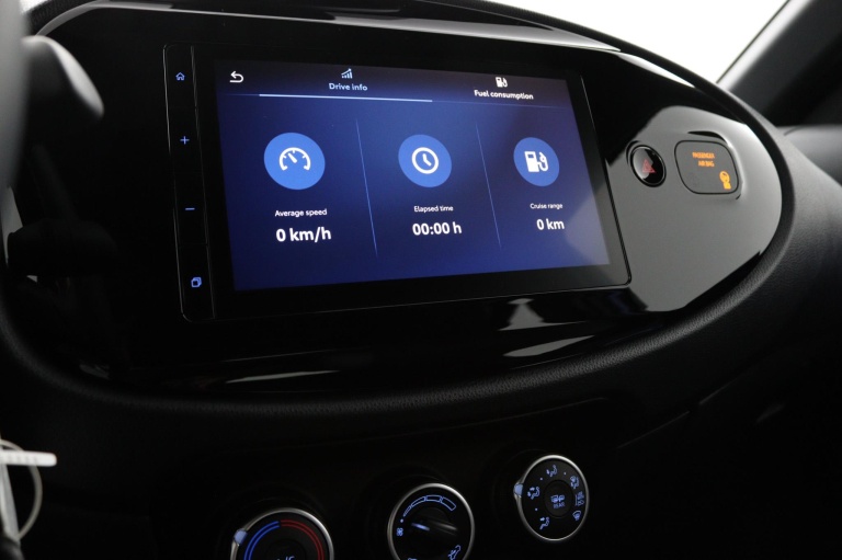 Toyota Aygo X - 1.0 VVT-i MT Play 38