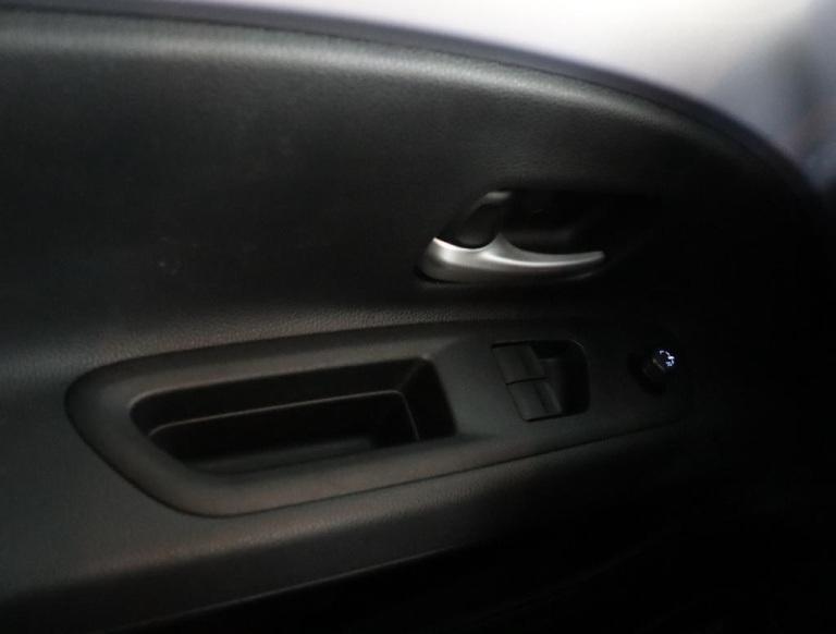 Toyota Aygo X - 1.0 VVT-i MT JBL 27