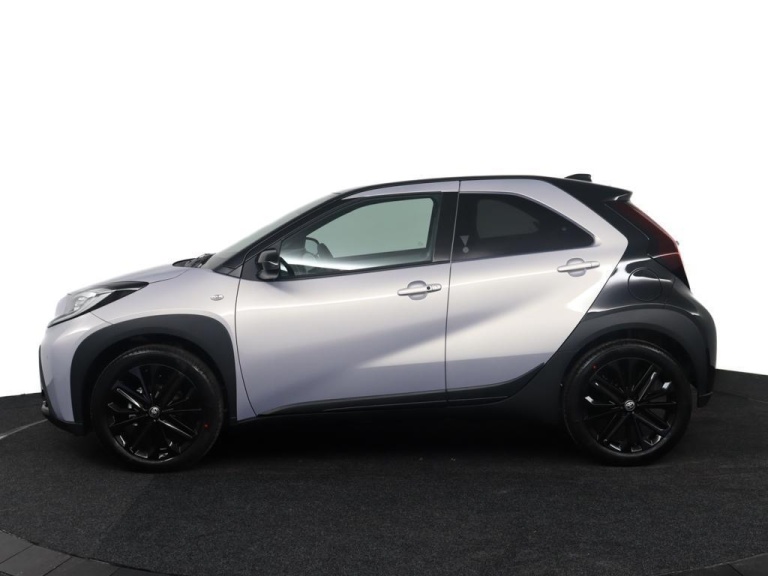 Toyota Aygo X - 1.0 VVT-i MT JBL 3