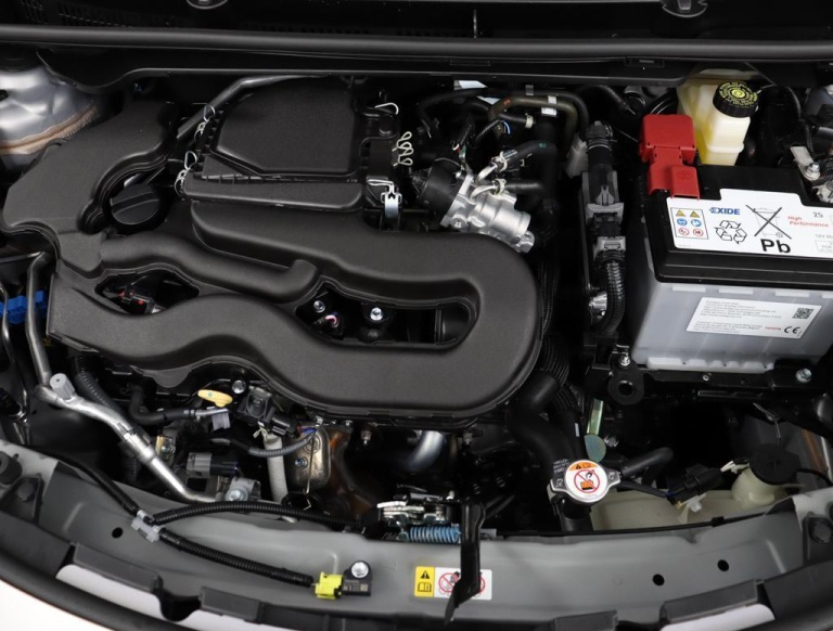 Toyota Aygo X - 1.0 VVT-i MT JBL 32