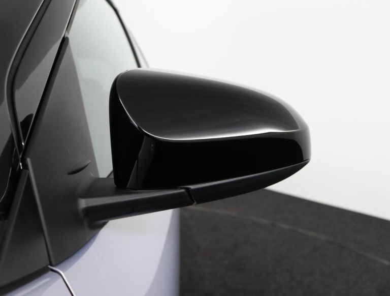 Toyota Aygo X - 1.0 VVT-i MT JBL 34