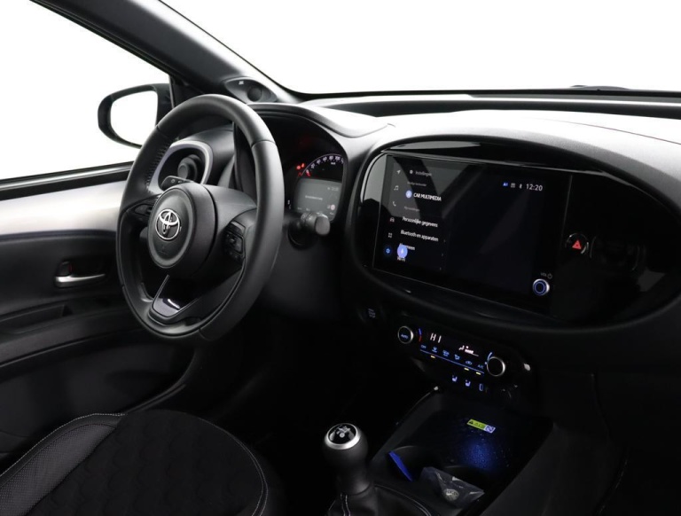Toyota Aygo X - 1.0 VVT-i MT JBL 40