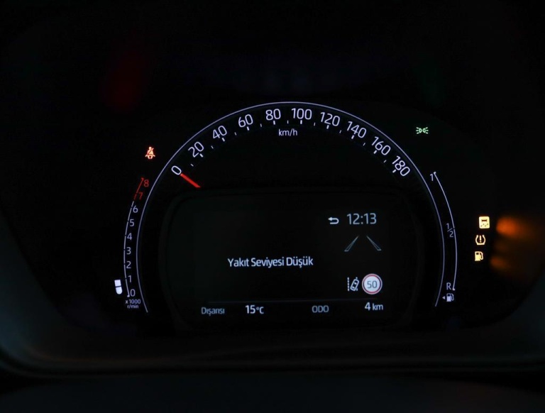 Toyota Aygo X - 1.0 VVT-i MT JBL 6