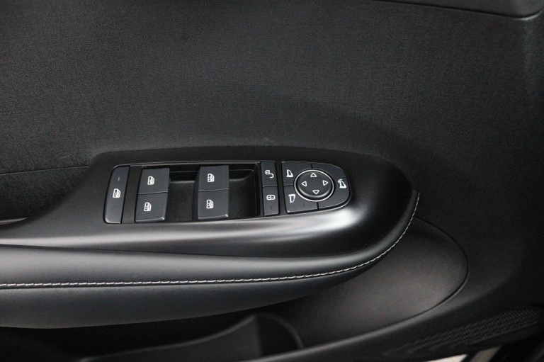 BYD DOLPHIN - Design 60.4 kWh 24