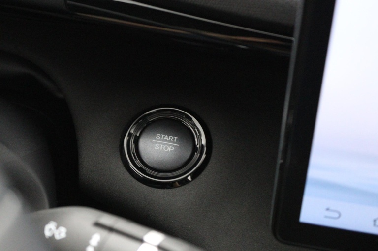 BYD DOLPHIN - Design 60.4 kWh 36