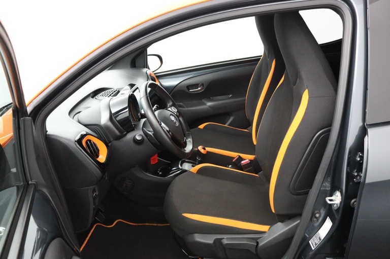 Toyota Aygo - 1.0 VVT-i x-JBL 17