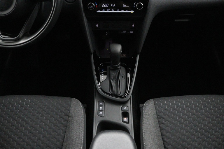 Toyota Yaris Cross - 1.5 Hybrid 115 First Edition 28