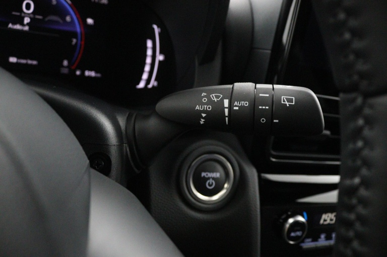 Toyota Yaris Cross - 1.5 Hybrid 115 First Edition 32