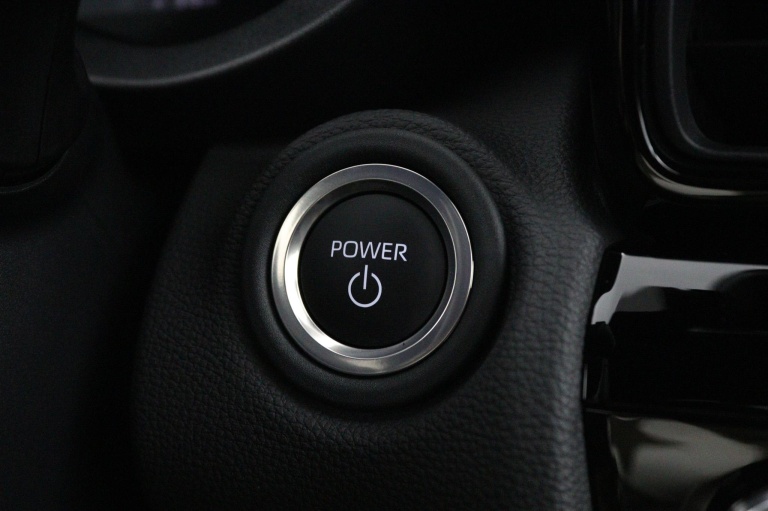 Toyota Yaris Cross - 1.5 Hybrid 115 First Edition 38