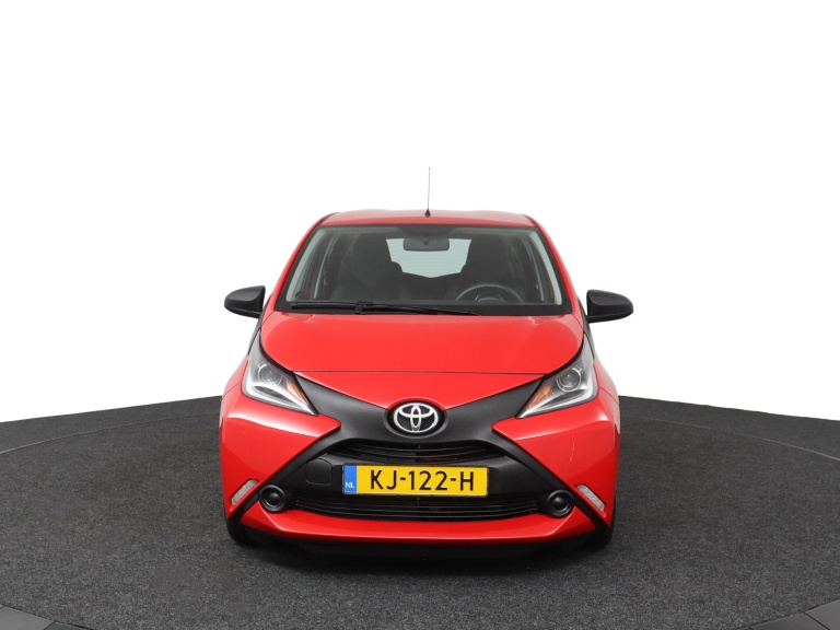 Toyota Aygo - 1.0 VVT-i x-now 13