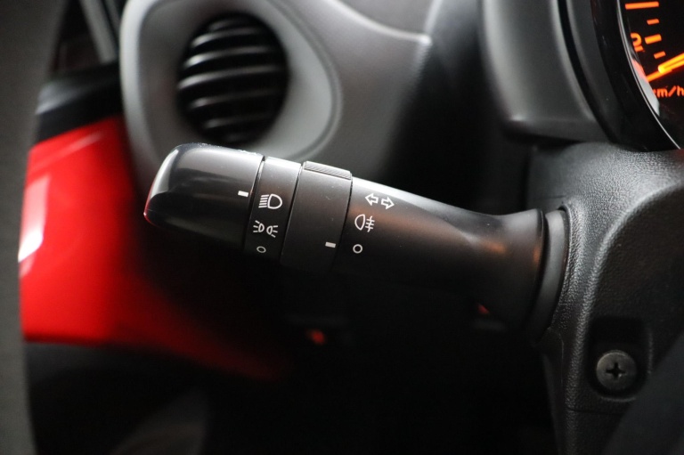 Toyota Aygo - 1.0 VVT-i x-now 26