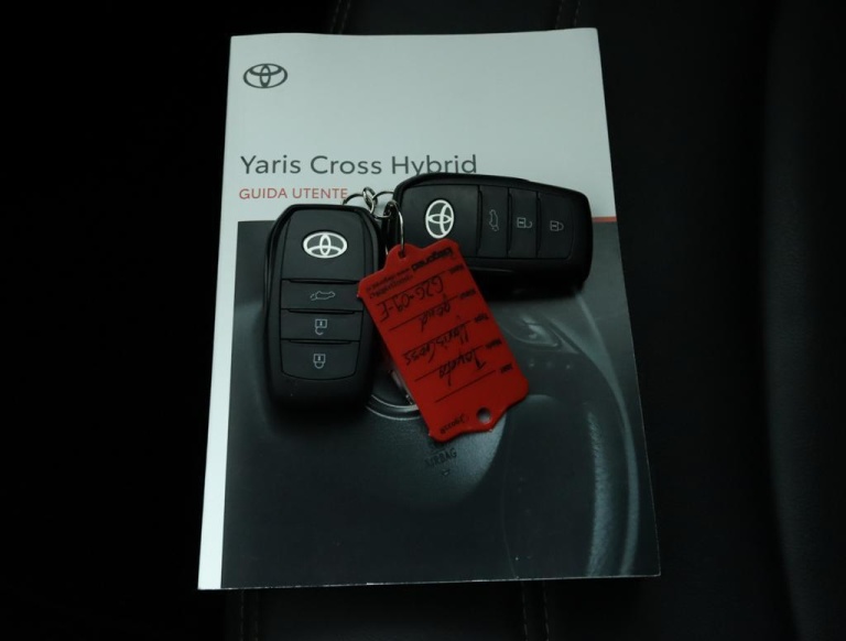 Toyota Yaris Cross - 1.5 Hybrid Adventure 11