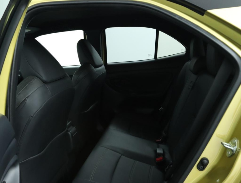 Toyota Yaris Cross - 1.5 Hybrid Adventure 18