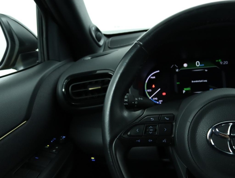 Toyota Yaris Cross - 1.5 Hybrid Adventure 19
