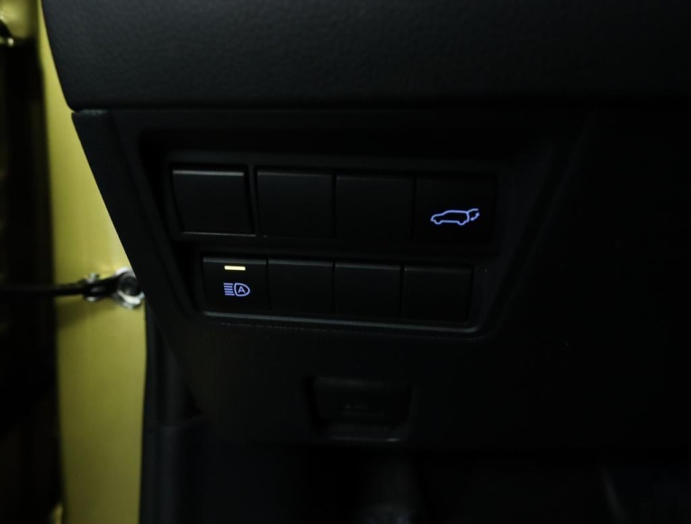 Toyota Yaris Cross - 1.5 Hybrid Adventure 29
