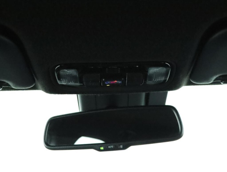 Toyota Yaris Cross - 1.5 Hybrid Adventure 32