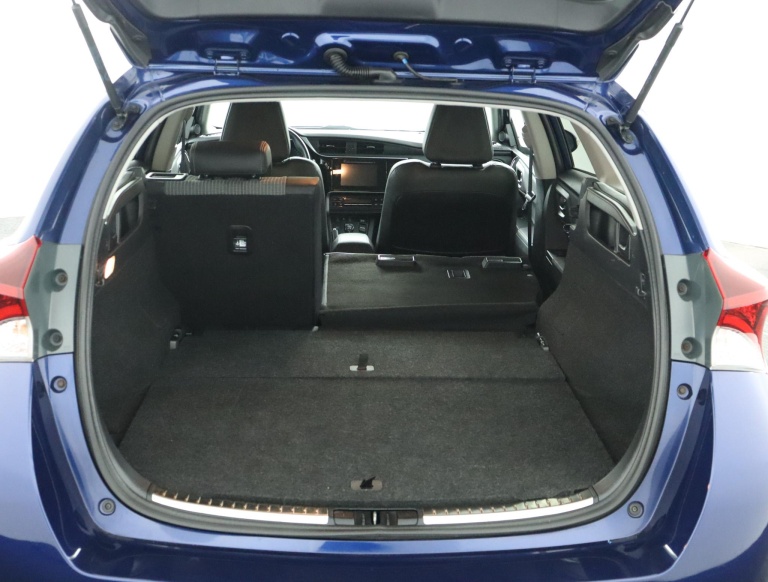 Toyota Auris Touring Sports - 1.8 Hybrid Executive 26