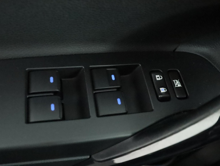 Toyota Auris Touring Sports - 1.8 Hybrid Executive 30