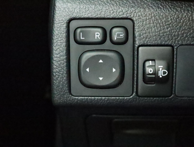 Toyota Auris Touring Sports - 1.8 Hybrid Executive 31