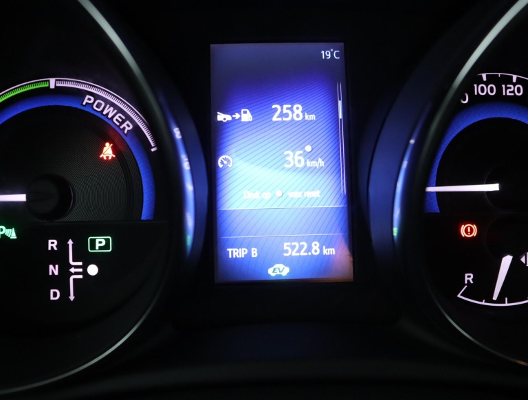 Toyota Auris Touring Sports - 1.8 Hybrid Executive 48