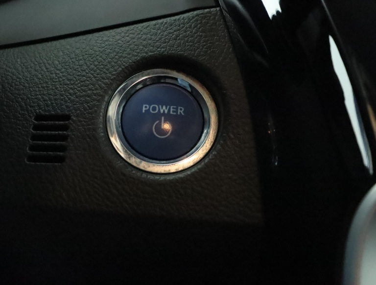 Toyota Auris Touring Sports - 1.8 Hybrid Executive 50