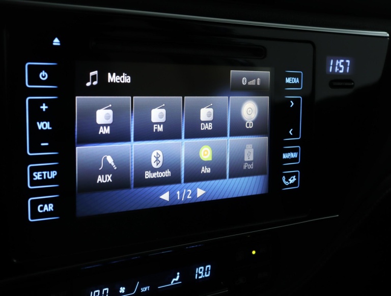Toyota Auris Touring Sports - 1.8 Hybrid Executive 52