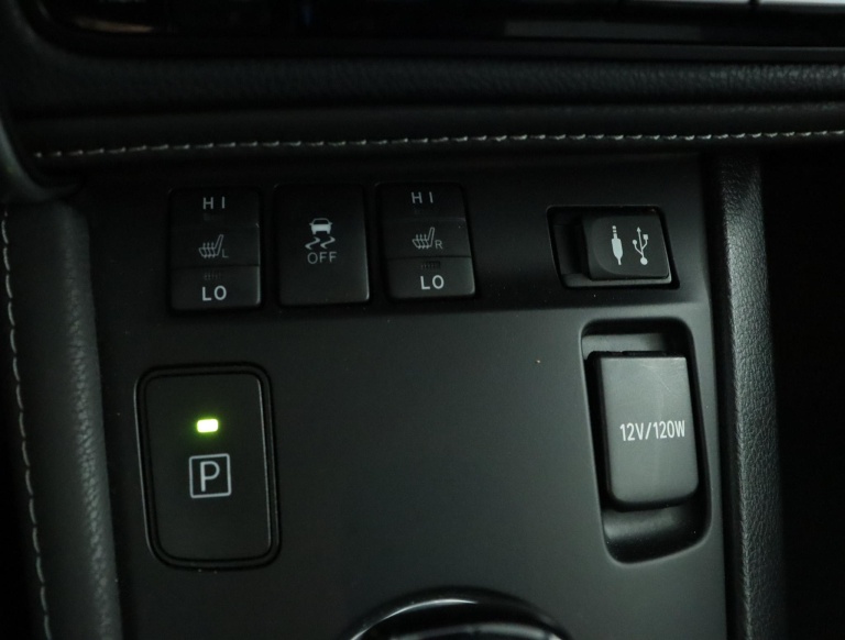 Toyota Auris Touring Sports - 1.8 Hybrid Executive 57