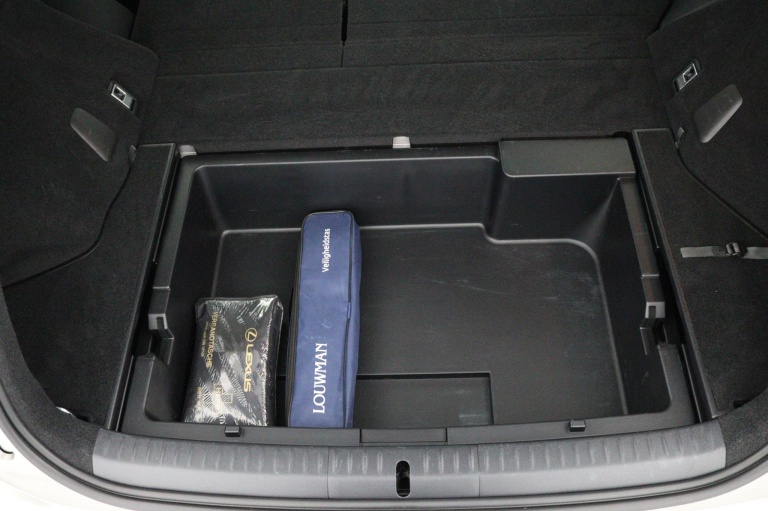 Lexus CT - 200h Sport Edition 33